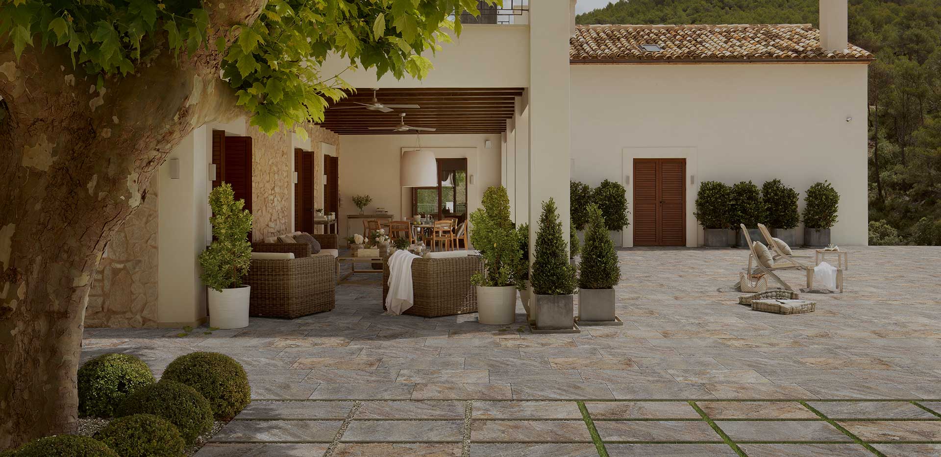 Stunning Patio Designs Using Natural Stone Pavers
